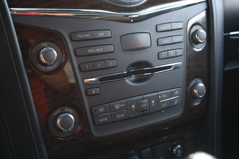 Nissan Armada Vehicle Image 17