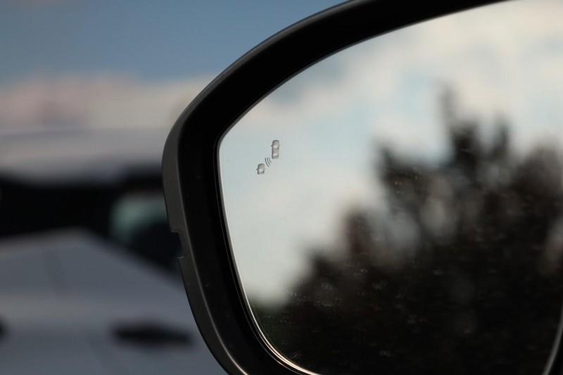 Nissan Pathfinder Vehicle Image 24