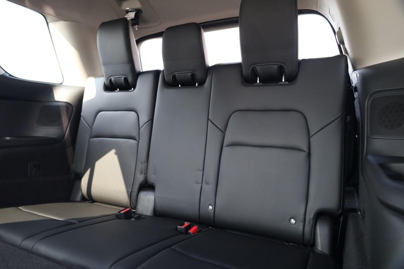 Nissan Pathfinder Vehicle Image 30