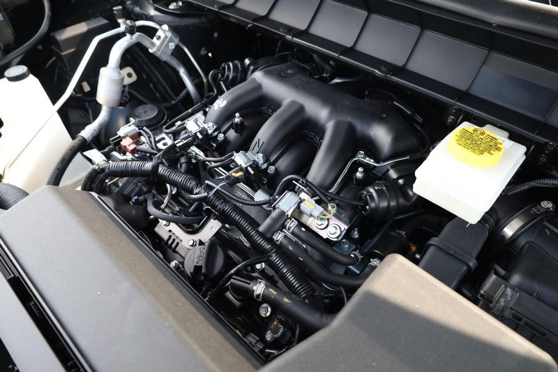 Nissan Pathfinder Vehicle Image 32