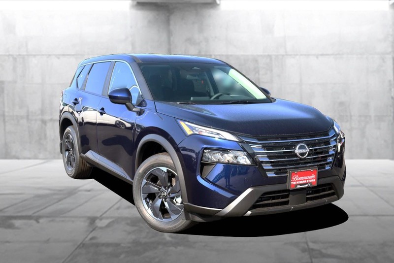 Nissan Rogue Vehicle Image 02