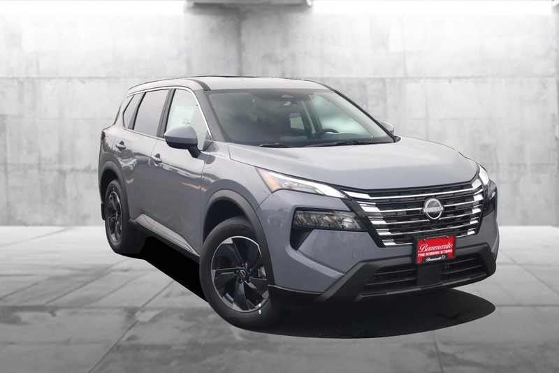 Nissan Rogue Vehicle Image 02
