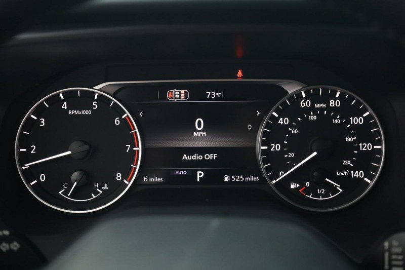 Nissan Rogue Vehicle Image 10