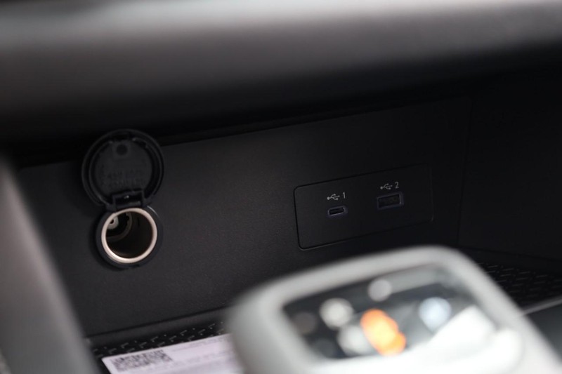 Nissan Pathfinder Vehicle Image 16