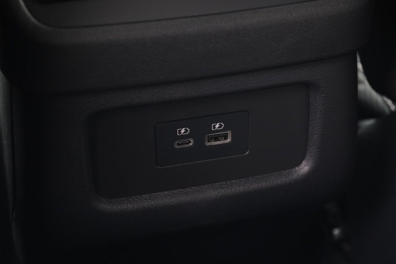 Nissan Pathfinder Vehicle Image 23