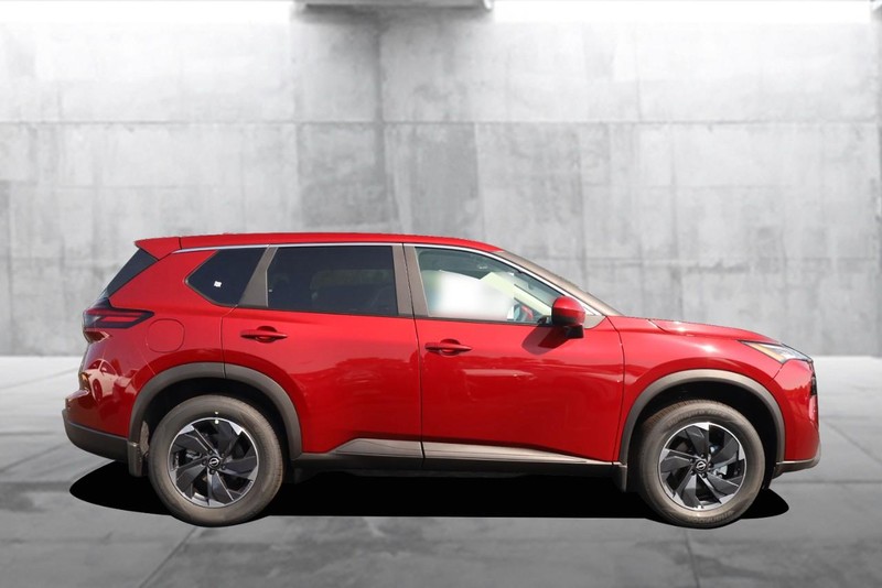 Nissan Rogue Vehicle Image 05