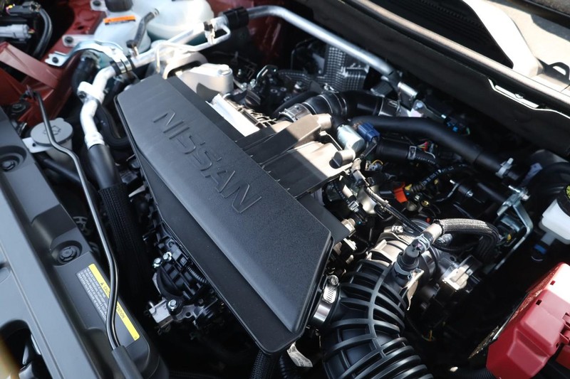 Nissan Rogue Vehicle Image 27