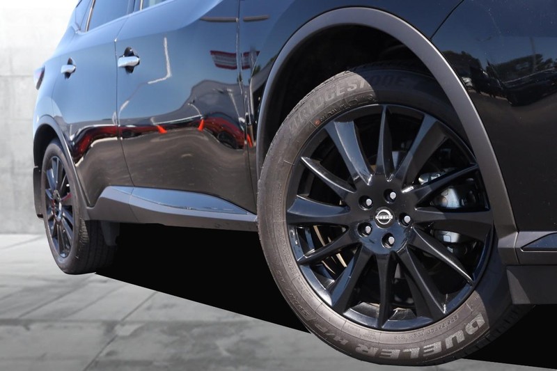 Nissan Murano Vehicle Image 03