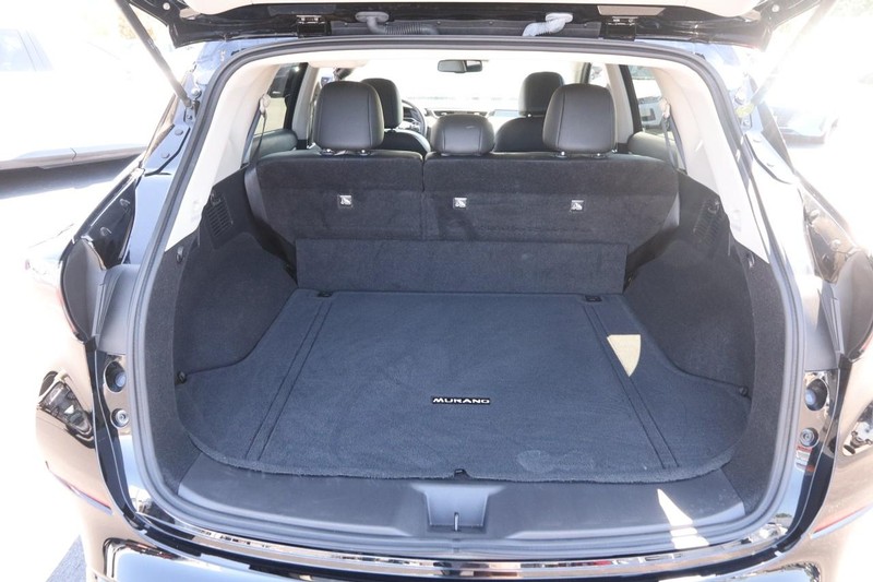 Nissan Murano Vehicle Image 07
