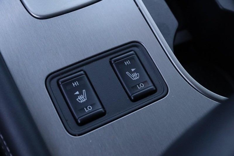 Nissan Murano Vehicle Image 18