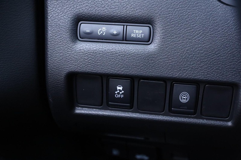 Nissan Murano Vehicle Image 19