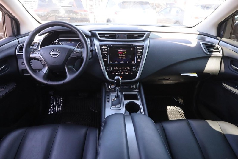 Nissan Murano Vehicle Image 20