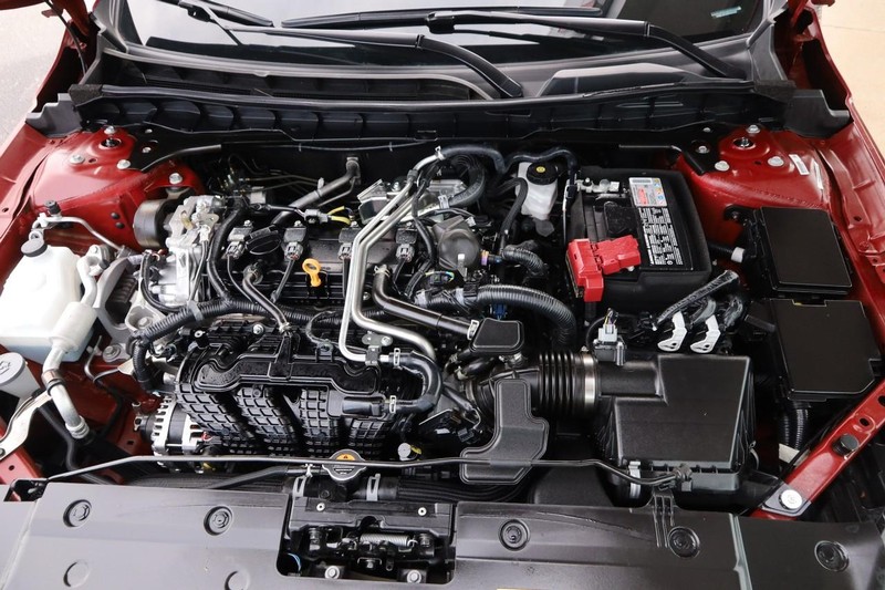 Nissan Altima Vehicle Image 25