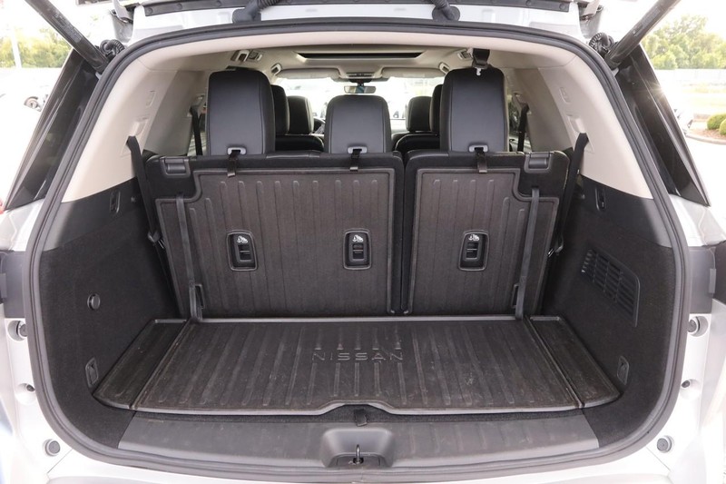 Nissan Pathfinder Vehicle Image 07