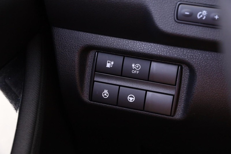 Nissan LEAF Vehicle Image 19