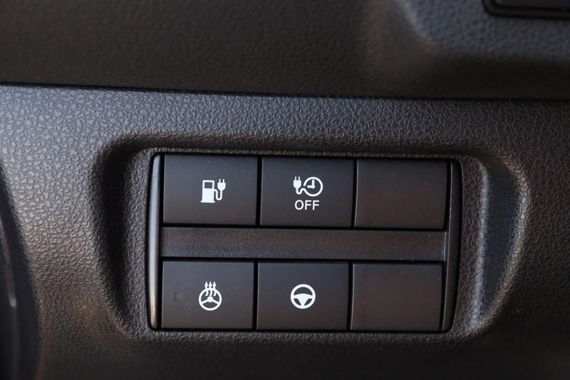 Nissan LEAF Vehicle Image 20