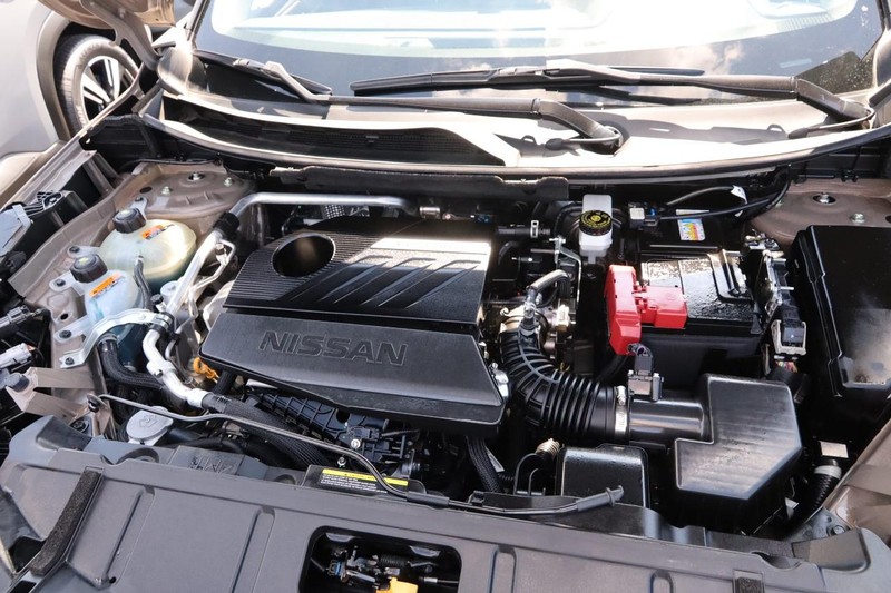 Nissan Rogue Vehicle Image 26