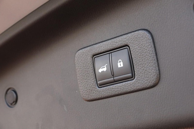 Nissan Armada Vehicle Image 08