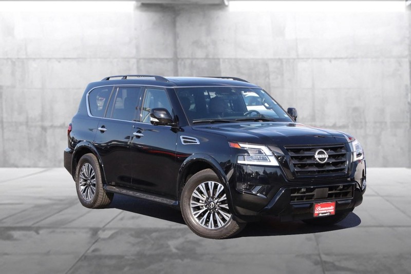 Nissan Armada Vehicle Image 02
