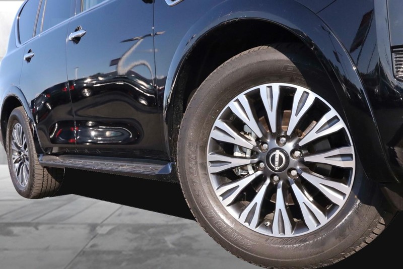 Nissan Armada Vehicle Image 03