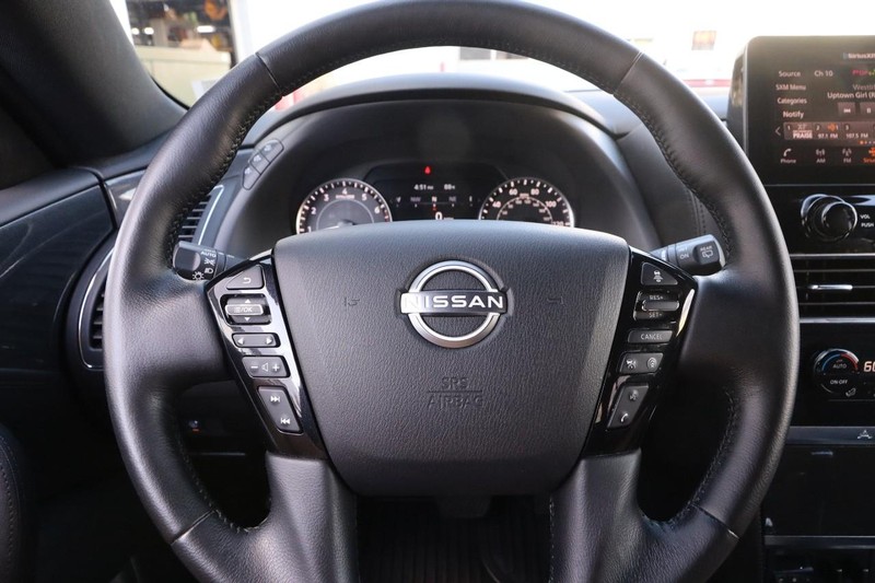 Nissan Armada Vehicle Image 13