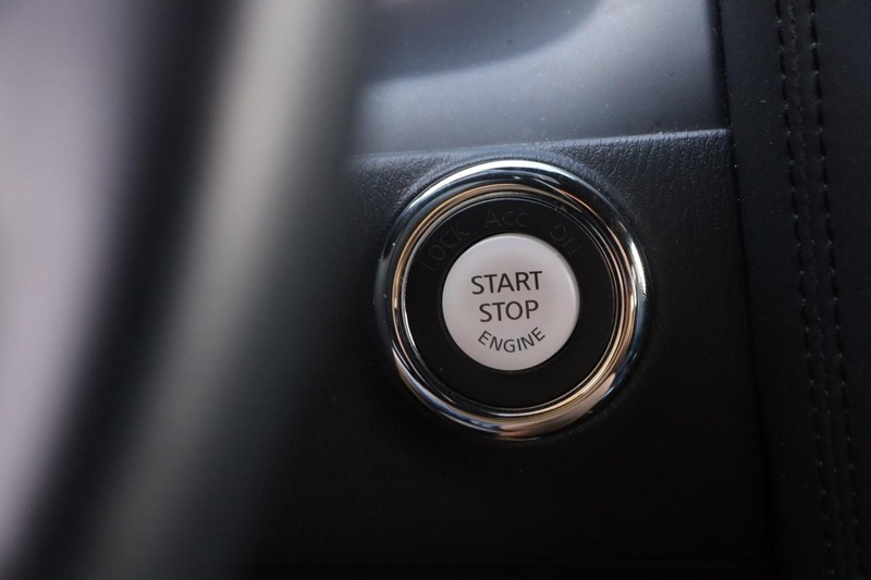 Nissan Armada Vehicle Image 17