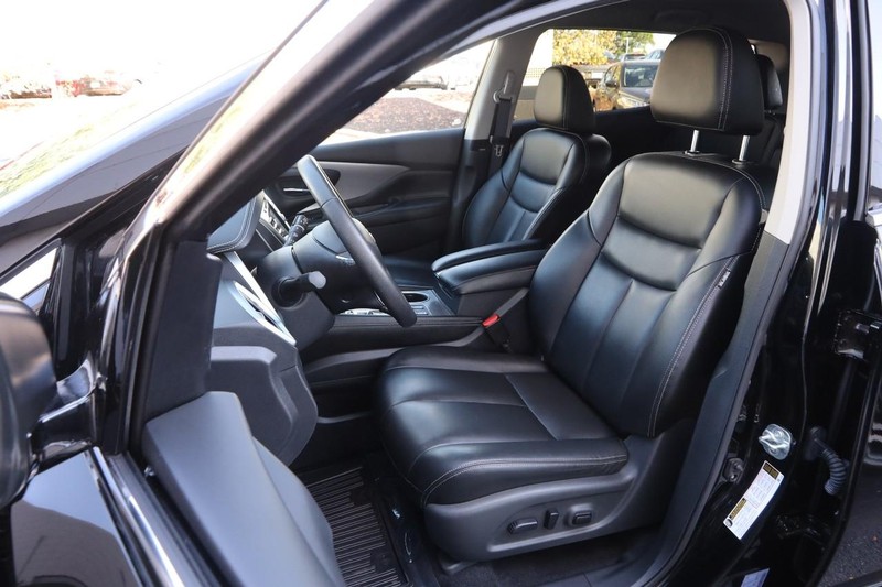 Nissan Murano Vehicle Image 08