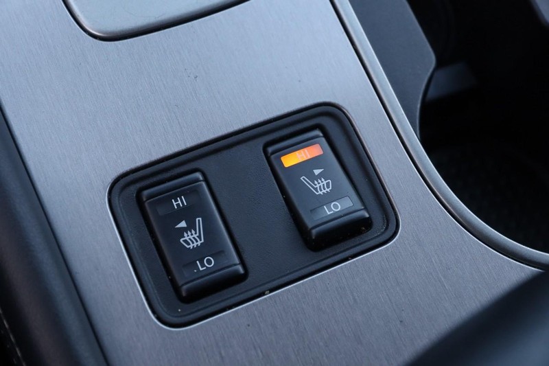 Nissan Murano Vehicle Image 18