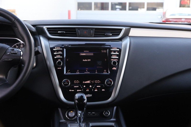 Nissan Murano Vehicle Image 23