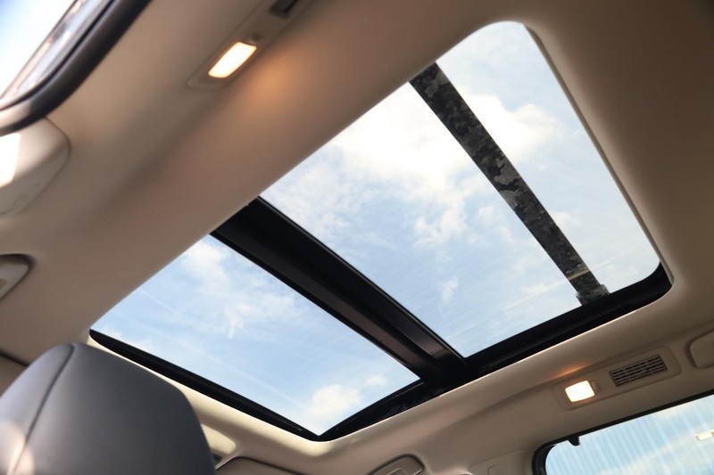 Nissan Pathfinder Vehicle Image 10