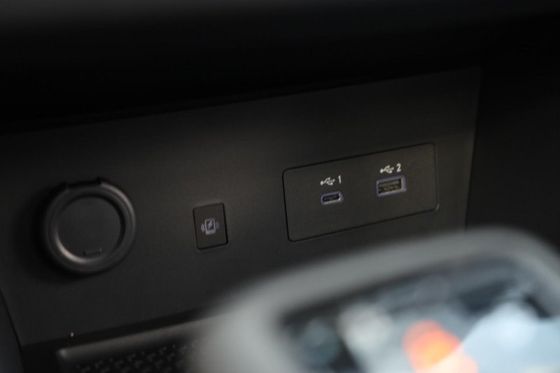 Nissan Pathfinder Vehicle Image 18