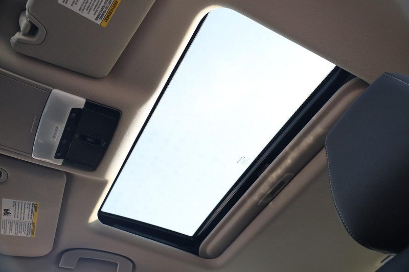 Nissan Altima Vehicle Image 08