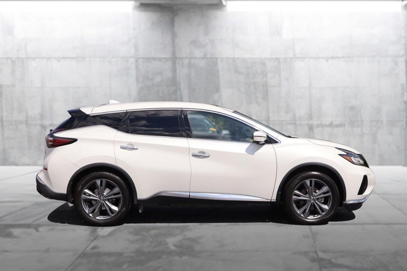 Nissan Murano Vehicle Image 05