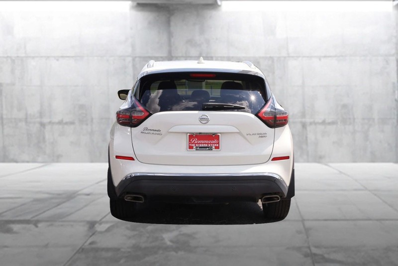 Nissan Murano Vehicle Image 06