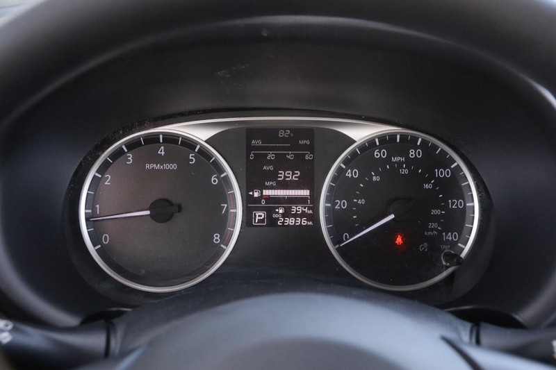 Nissan Kicks Vehicle Image 13