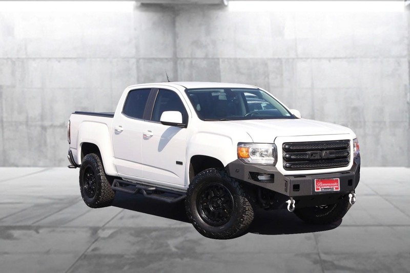 GMC Canyon Vehicle Image 02