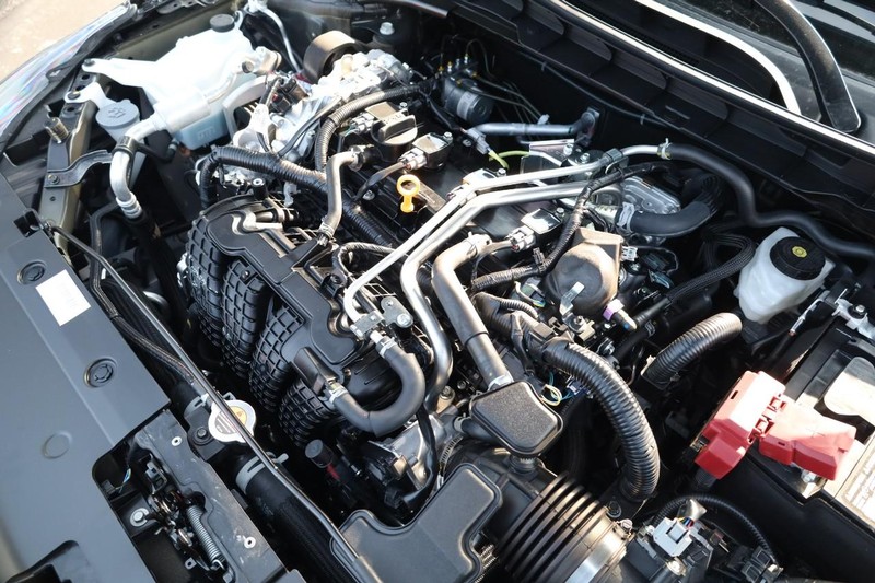 Nissan Altima Vehicle Image 26