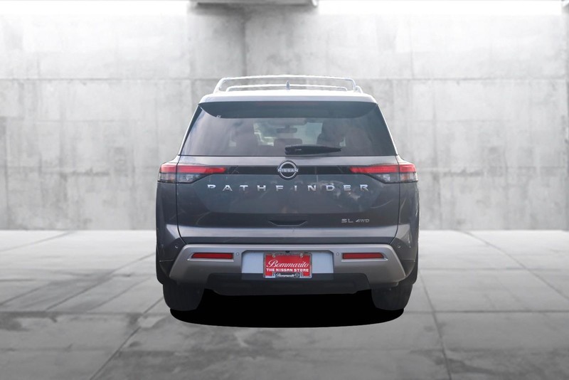 Nissan Pathfinder Vehicle Image 06