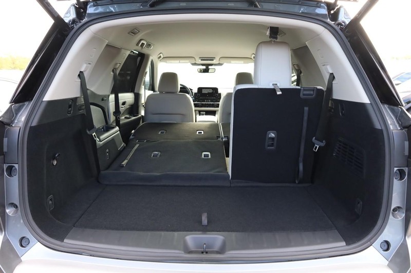 Nissan Pathfinder Vehicle Image 08