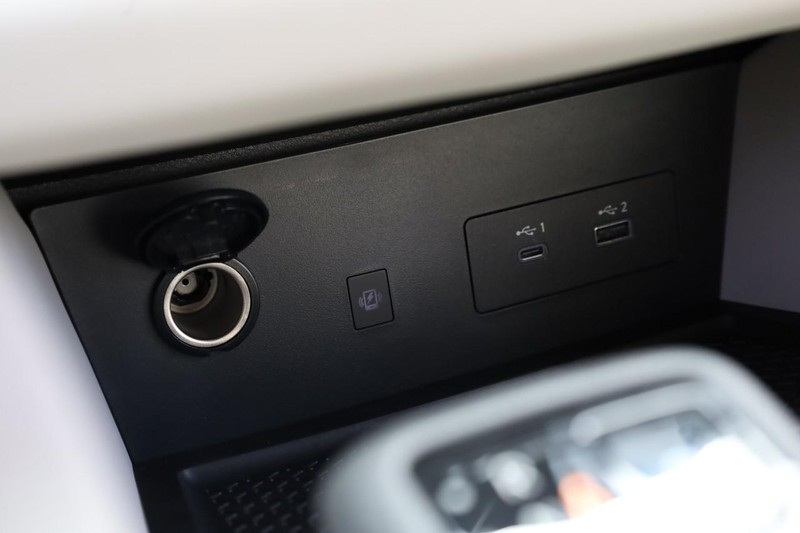 Nissan Pathfinder Vehicle Image 17