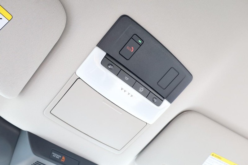 Nissan Pathfinder Vehicle Image 19