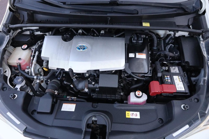 Toyota Prius Vehicle Image 24