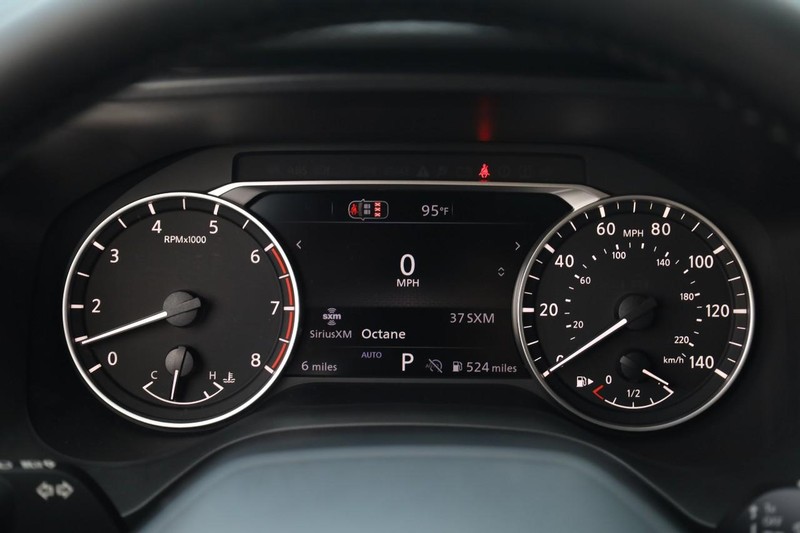 Nissan Rogue Vehicle Image 10