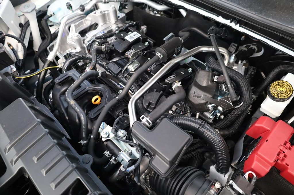 Nissan Kicks Vehicle Image 24