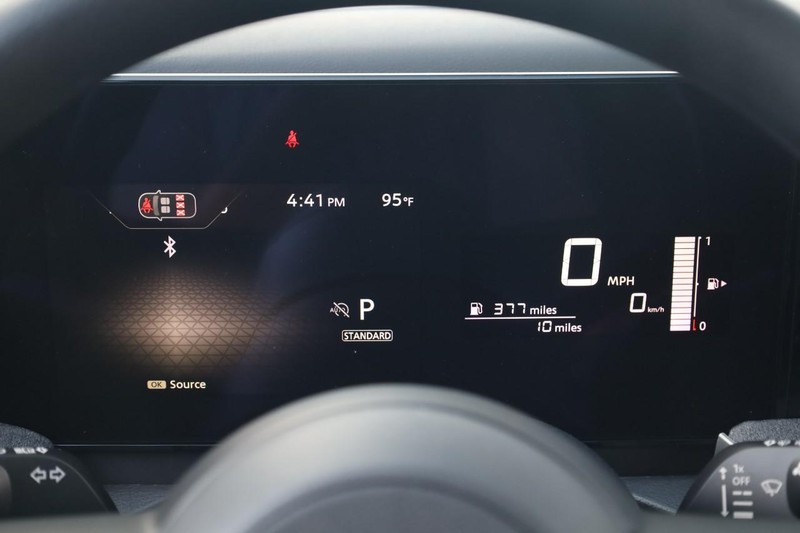 Nissan Kicks Vehicle Image 10