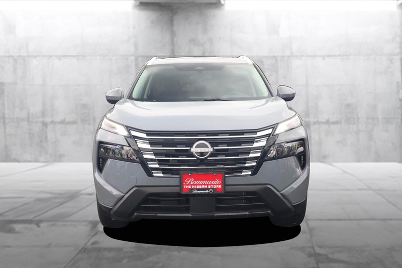 Nissan Rogue Vehicle Image 04