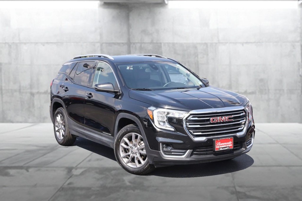 GMC Terrain Vehicle Image 02