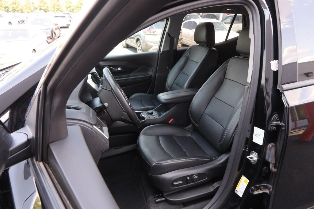 GMC Terrain Vehicle Image 09