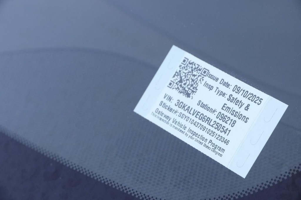 GMC Terrain Vehicle Image 28