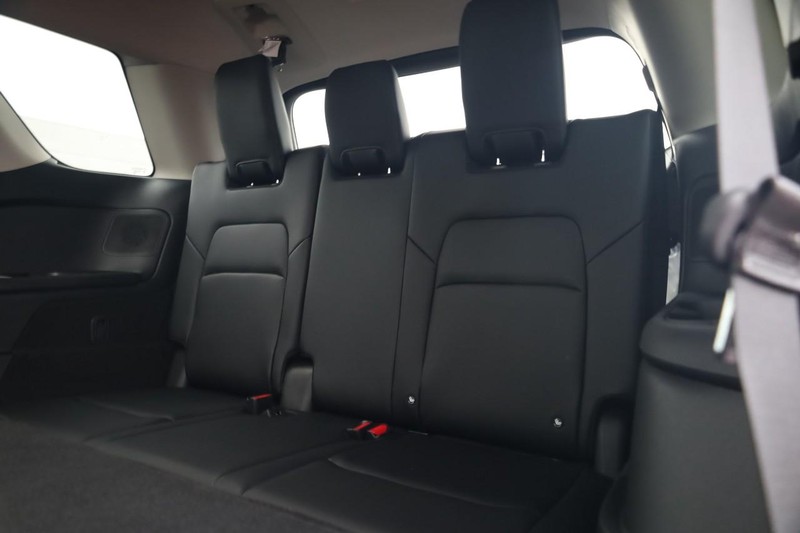 Nissan Pathfinder Vehicle Image 30